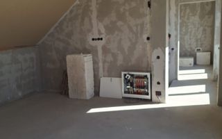 Casa tip duplex de vanzare in cartierul Europa - Poză 9