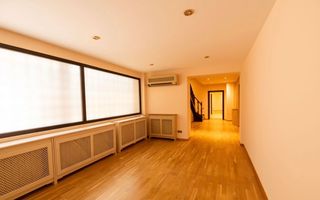 Vânzare vilă 22 camere, 883mp | Piscină privată - Poză 2