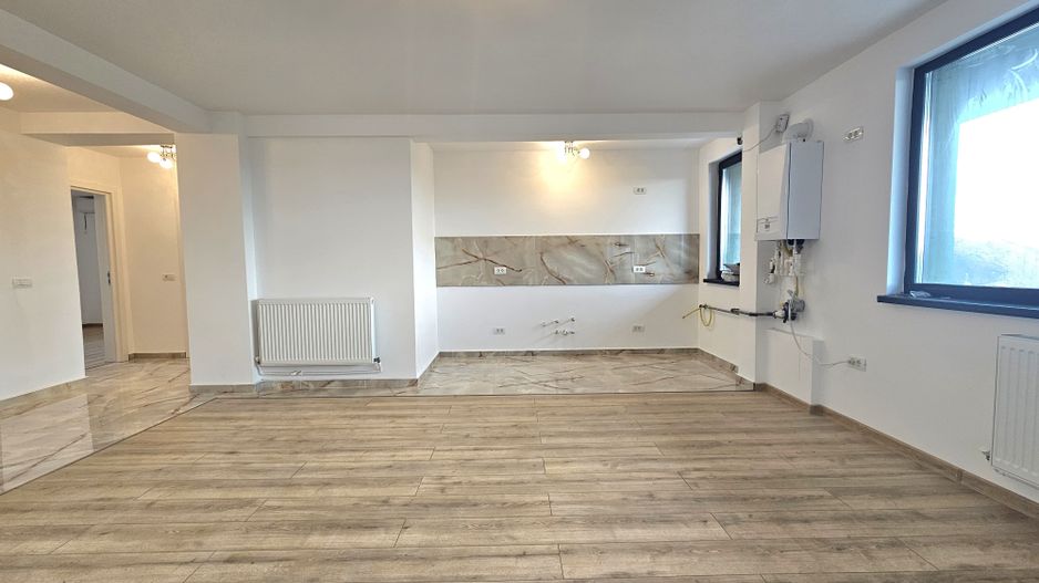 Apartament cu 3 camere de vanzare Ovidiu Constanta parcare inclusa - Poză 1