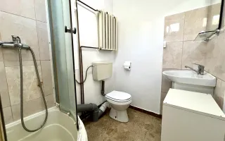 Casa individuala situata in zona Sagului - Poză 12