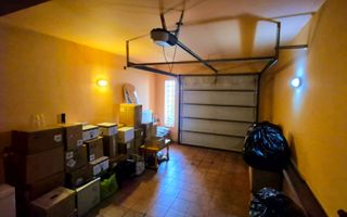 Cauți o casă mare sau spațiu pentru business? Aici le ai pe ambele! - Poză 29