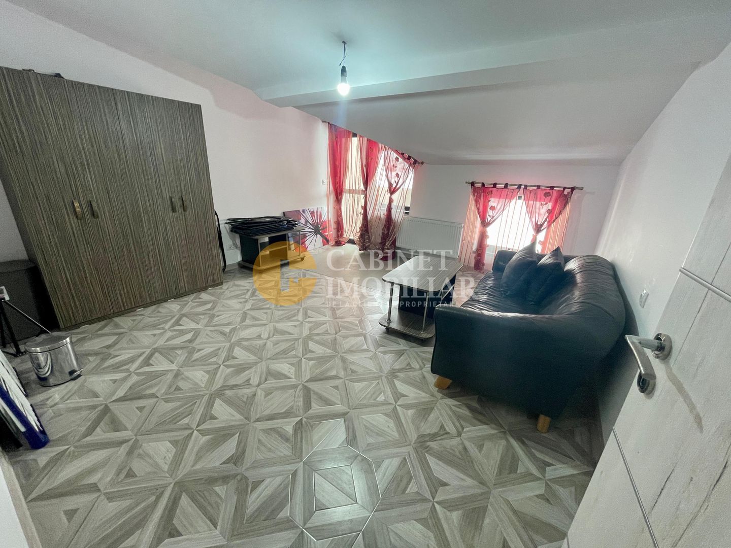 Bucium, 3 camere decomandate, 78 mp, bloc nou - Poză 3