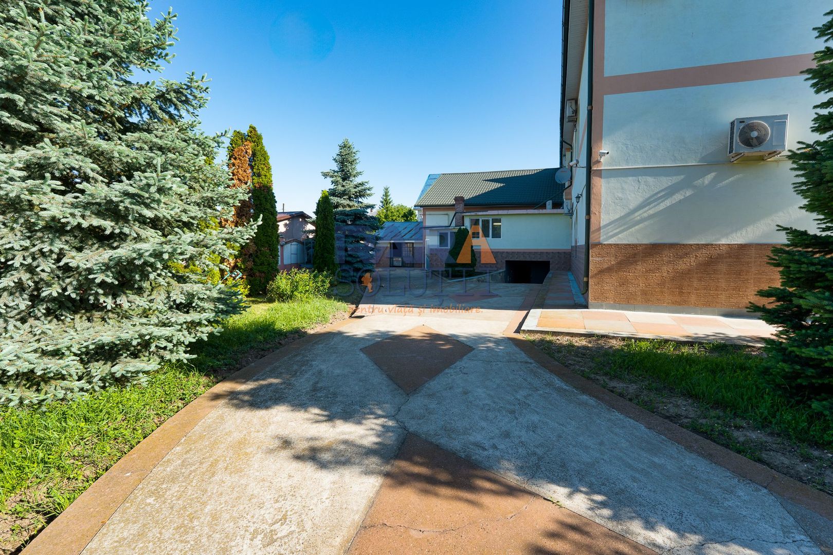 Spatiu comercial 1900 mp construiți, 3 niveluri, complet utilat - Poză 3