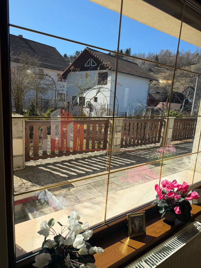 Vilă Bran – Sat Poarta | Aproape de natură  | 3 dormitoare | Teren 1807 mp - Poză 33