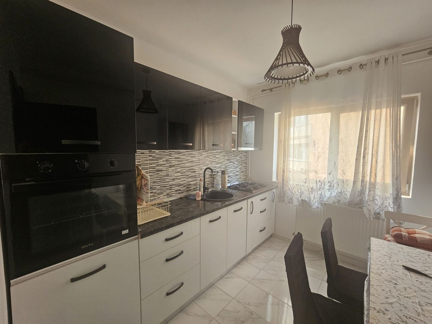 2 camere spațioase, bloc nou, Craiovei – mobilat modern - Poză 10