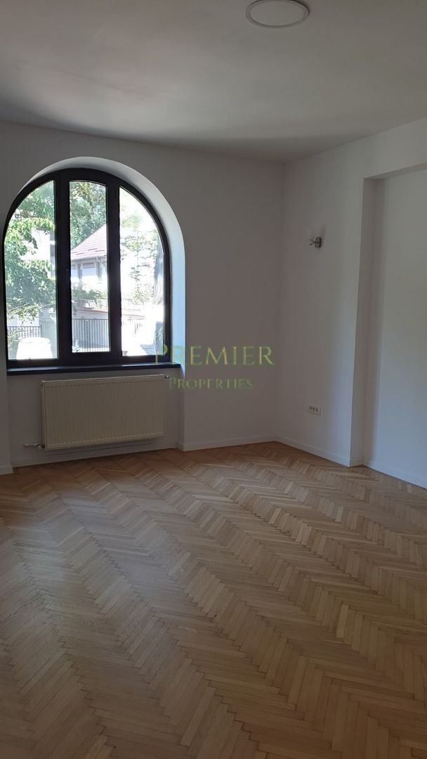 închiriere o vilă interbelică elegantă, complet restaurată - Poză 12