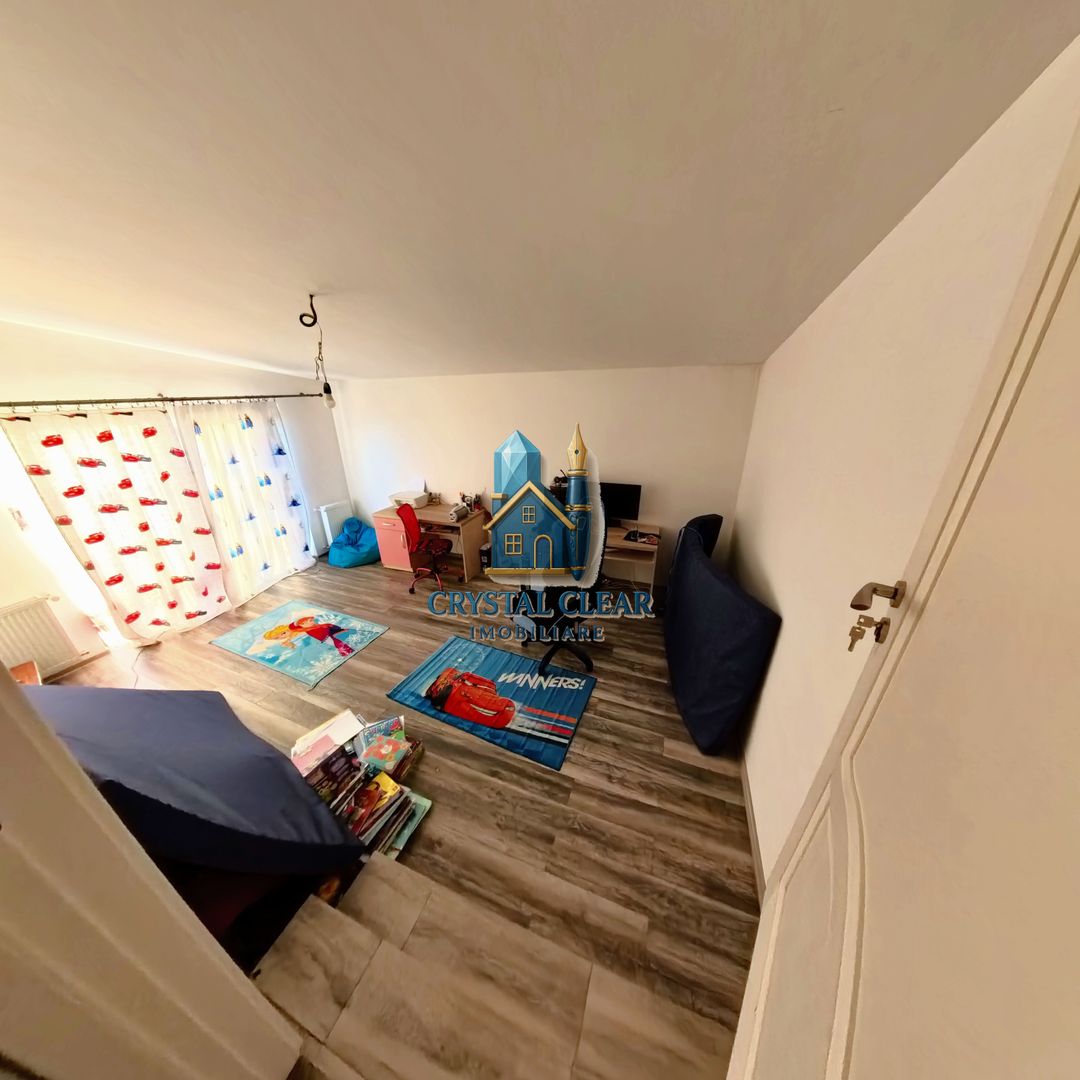 Casă 4 dormitoare și teren de 857 mp - zona Sântana de Mureș - Poză 16