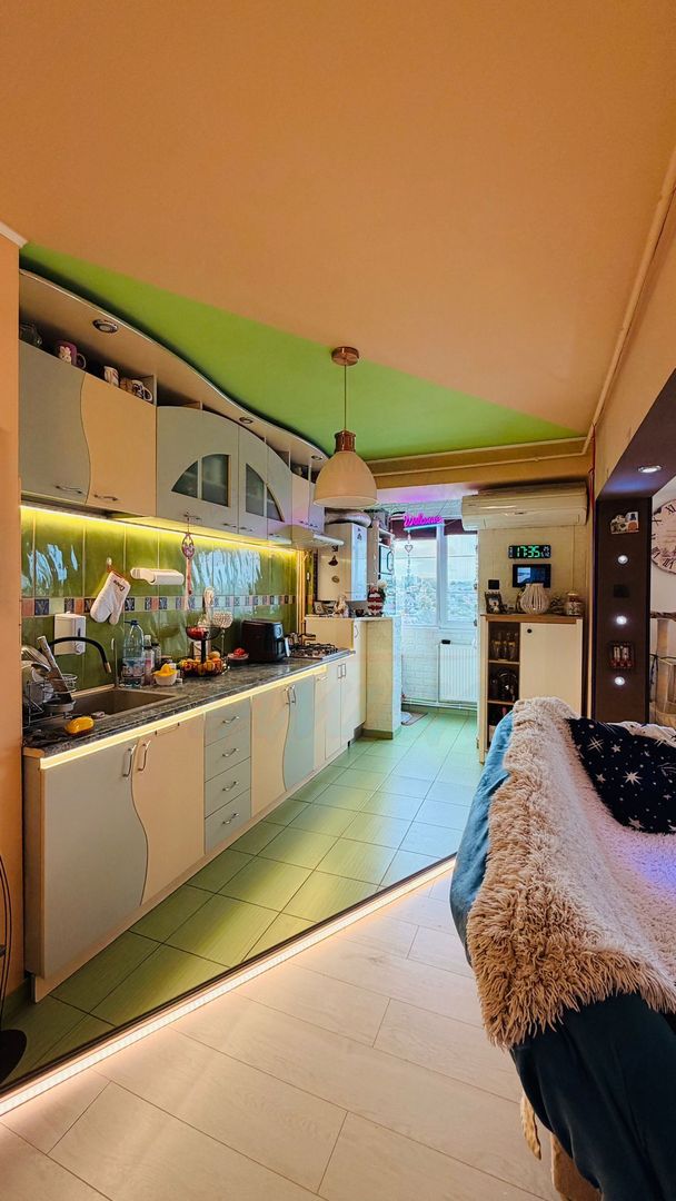 Apartament 4 camere de vânzare, Galati, Mazepa1,  et. 8 din 10 - Poză 6