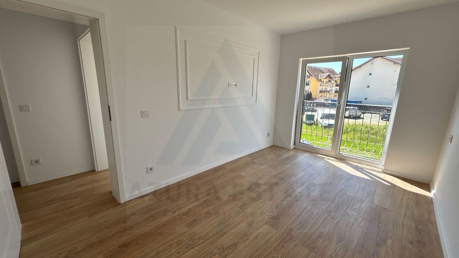 Casa 4 camere finisata la cheie cu teren 220 mp in Selimbar - Poză 12