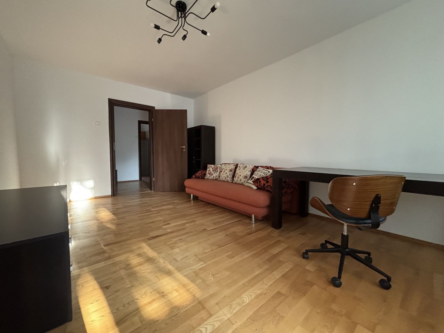 APARTAMENT 4 CAMERE | ETAJ 2 - Poză 2