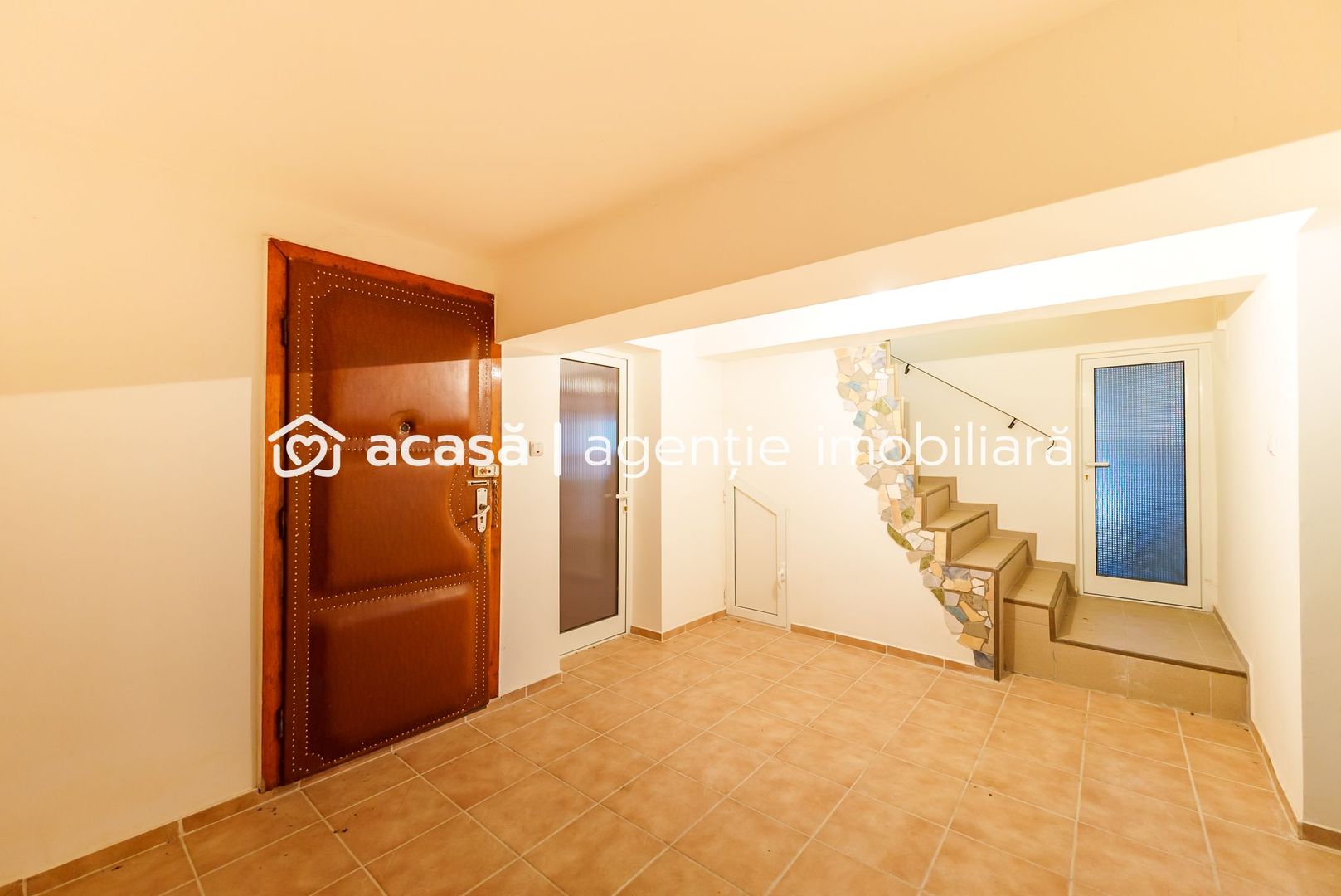 VÂNDUT! Casă cu destinații multiple în cartierul Aurel Vlaicu - Poză 14