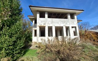 ila cu 6 camere + casă locuibilă pe teren intravilan de 1700 mp, cu vi - Poză 19