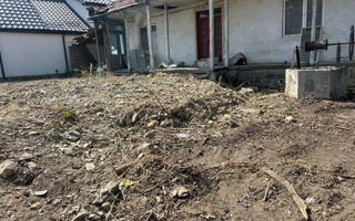 Casă de vânzare în centrul Oituzului, DN11 - Poză 12