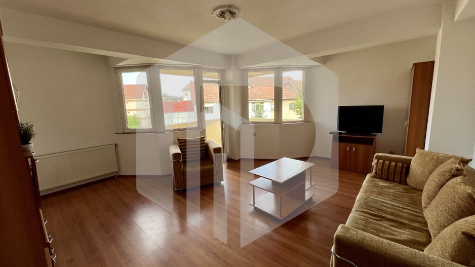 Apartament 3 camere de închiriat-Str.Uzinei-zona Spital/Gara - Poză 2