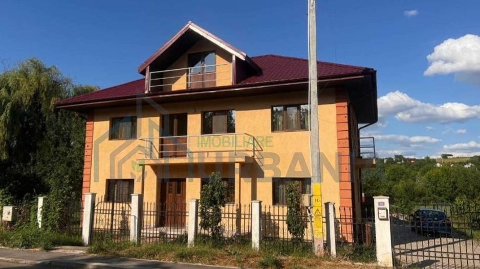Casă de închiriat, Rusenii Vechi, Holboca - 7 camere, curte 400 mp - Poză 1