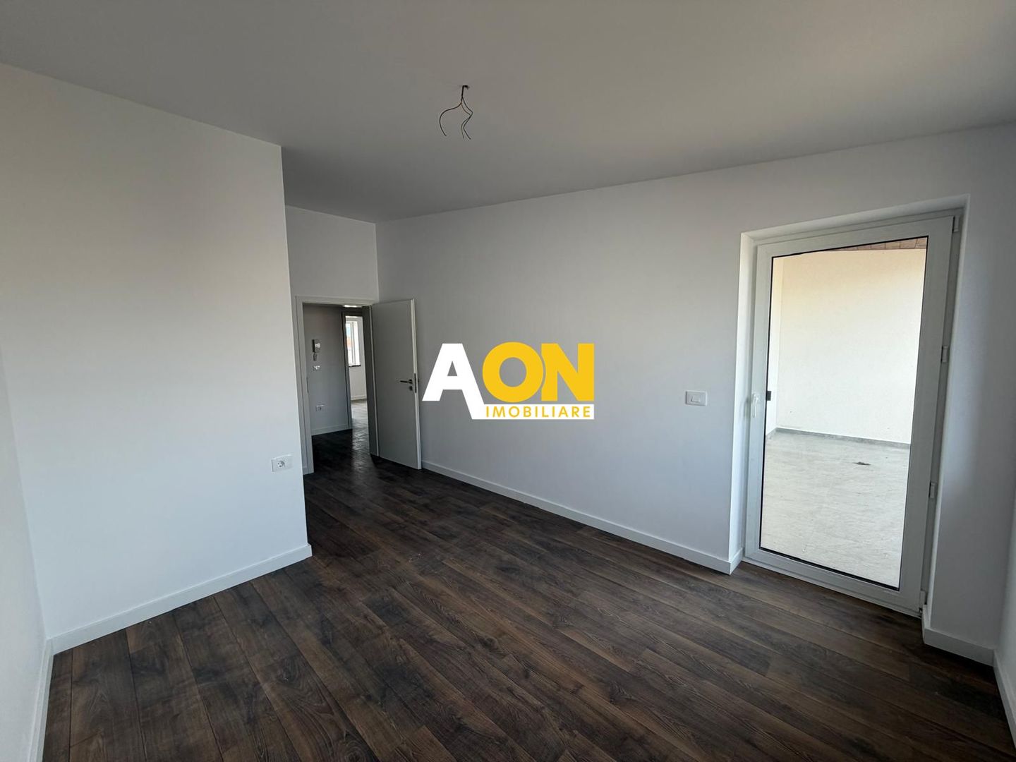 1/2 Duplex 4 Camere, 3 Bai, 2 Balcoane, 431mp Teren - Poză 12