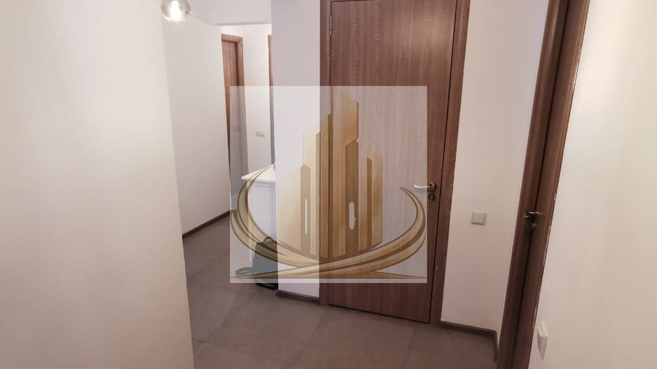 Vând apartament cu trei camere confort 1 - Poză 4