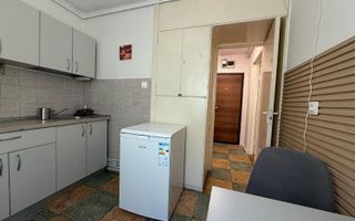 De închiriat – Garsonieră luminoasă, poziționată central - Poză 4