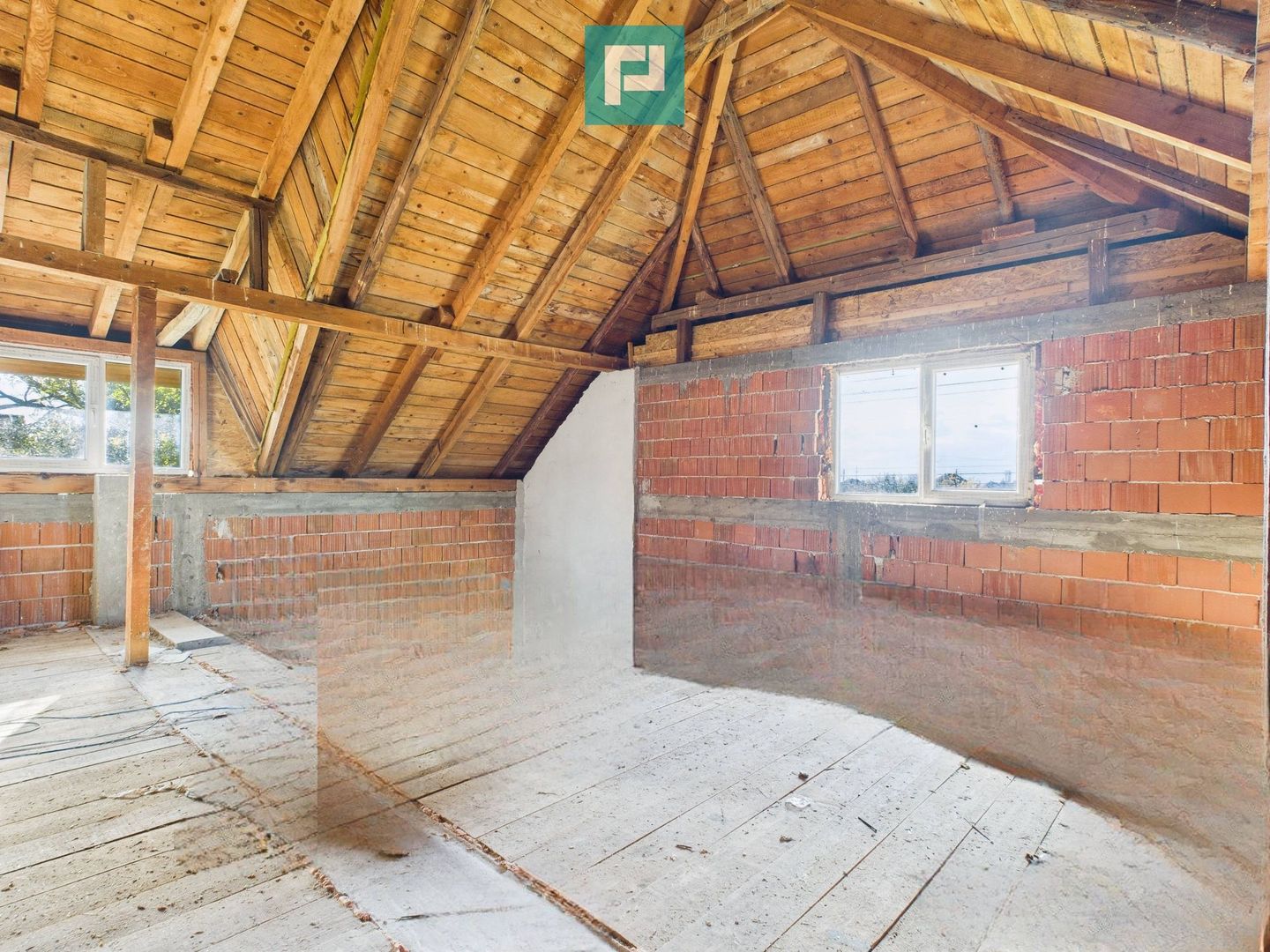 Casă cu panoramă spre dealurile Șiriei - Poză 6