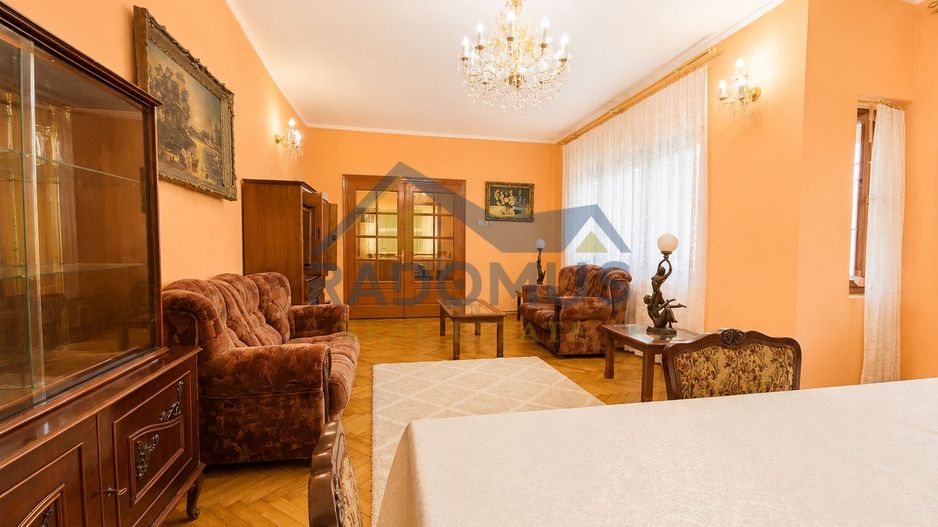 Vila 4 camere | Teren 532 mp | Piscina si foisor | Str. Lupeni - Poză 10