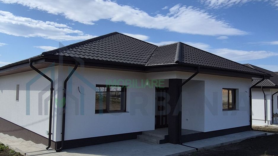 Casă individuală în Tomești, cartier de case noi, parter, 132 mp construiți, 505 mp teren - Poză 1