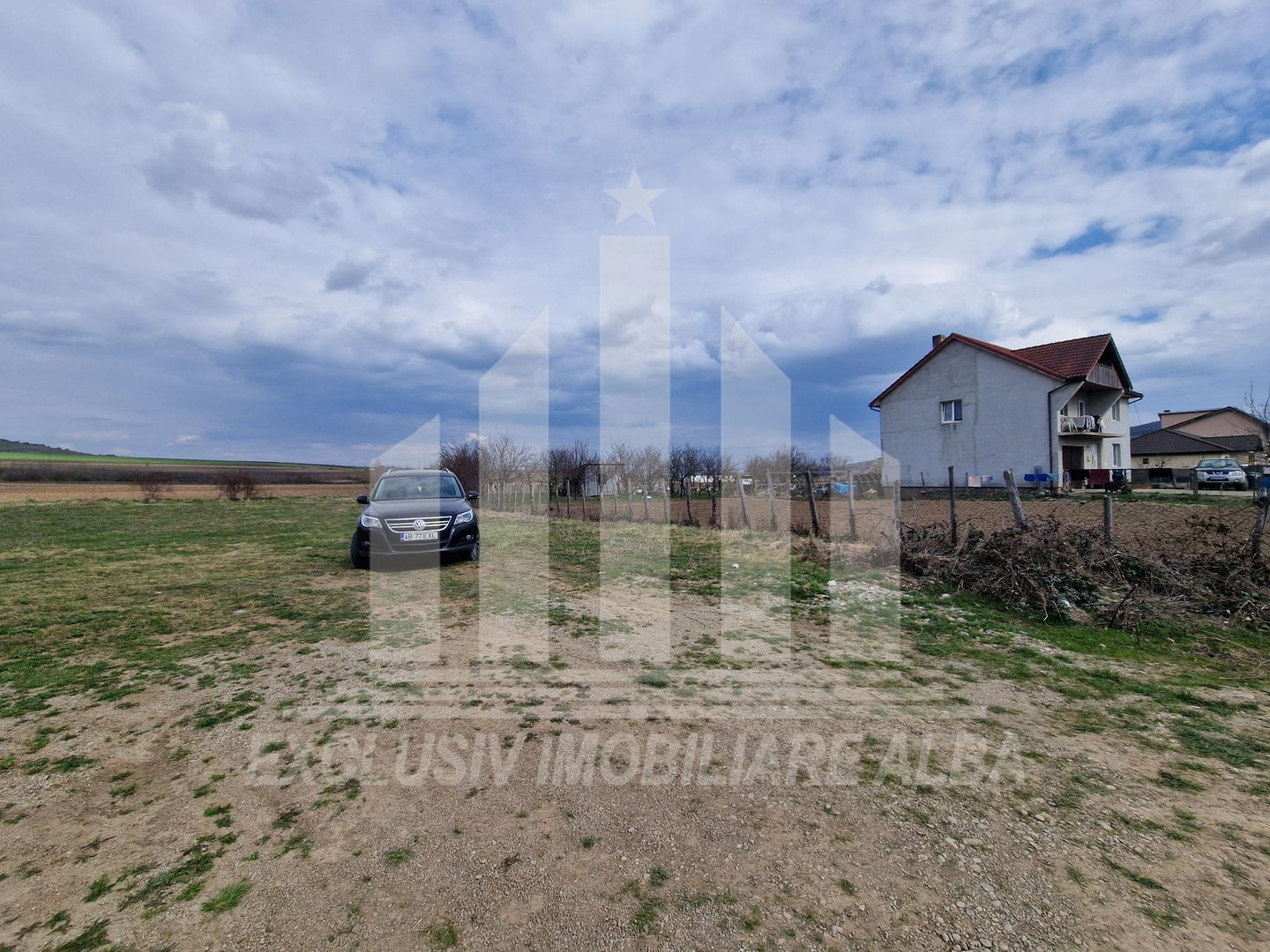 Teren intravilan | De vanzare | 1080 mp | 22 ml deschidere | Ighiu - Poză 5