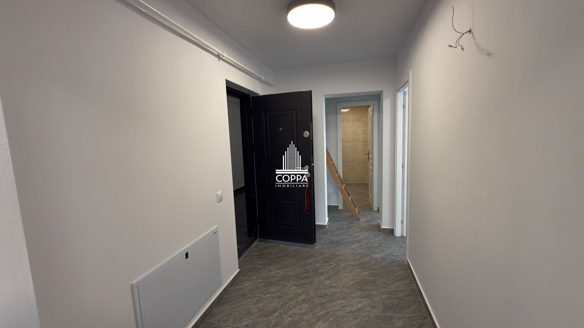 Apartament 3 camere NOU! Zona foarte liniștită! - Poză 2
