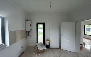 CASA TIP VILA - Gata de mutare! 240.000 euro - Poză 11