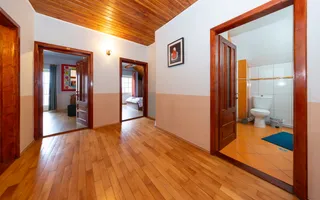 Pensiune de vânzare în Râșnov | 14 camere | 427 mp - Poză 27