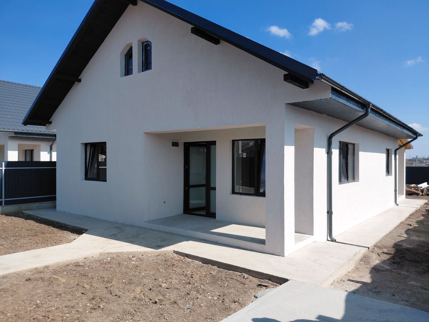 De vânzare casă – Comuna Șendreni, Cartierul Nou - Poză 3