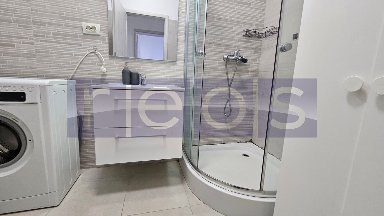 DE VANZARE 2 CAMERE BRANCUSI- VALEA LARGA 10 MINUTE DE METROU- PARCARE - Poză 6