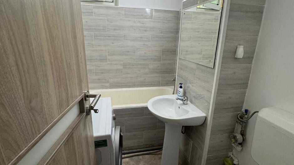 Spre inchiriere Apartament 2 camere-Obor - Poză 6