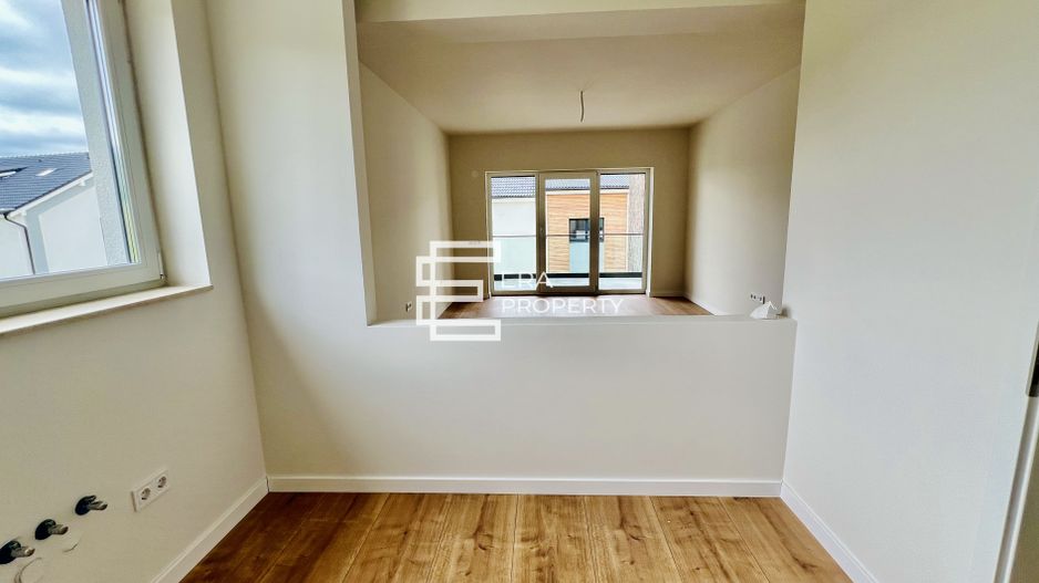 Apartament  54 mp/ ETAJ 1/zona Aeroport /Sibiu - Poză 2