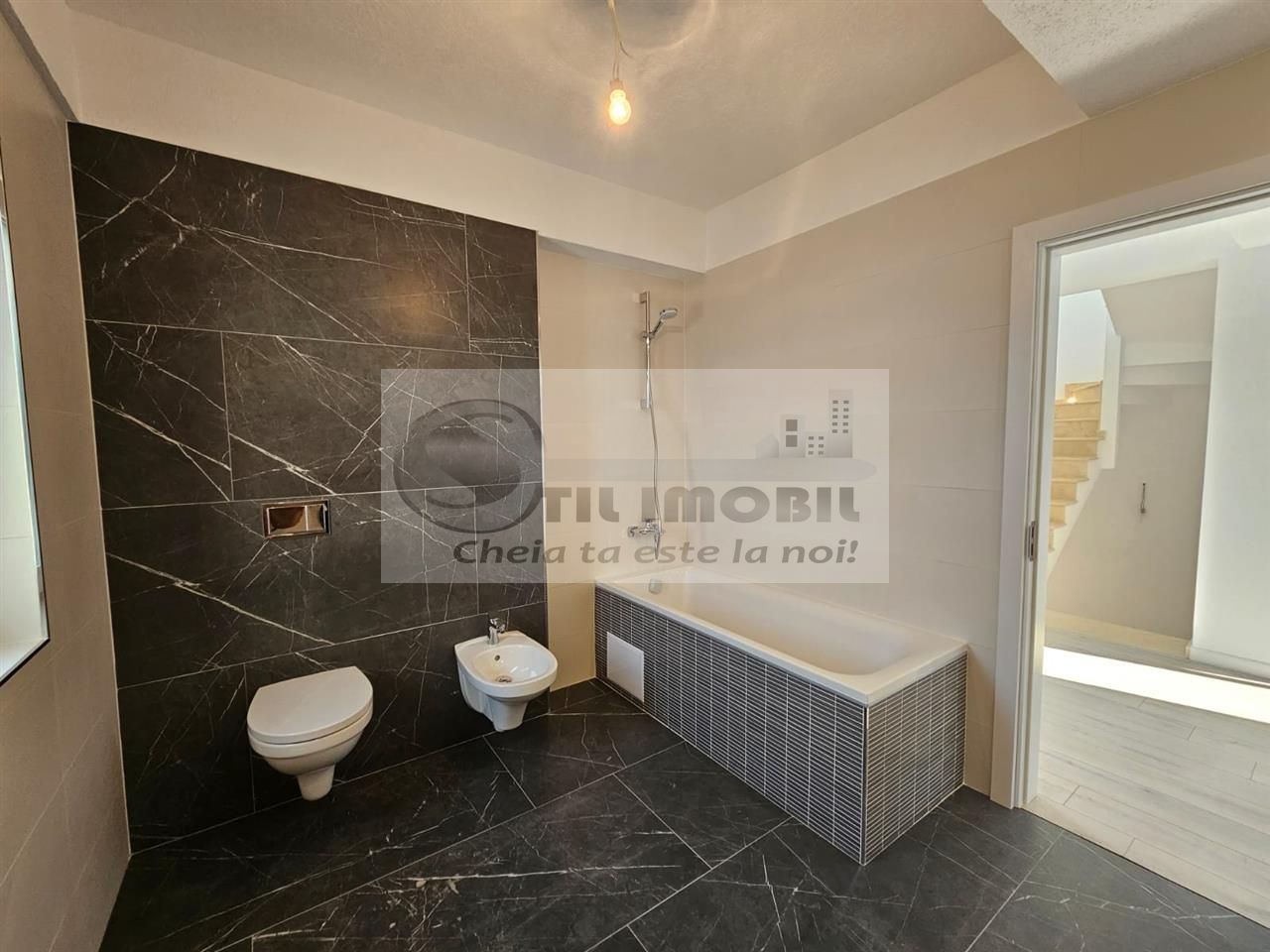 Duplex Exclusivist - P+2 - 100metri strada principala - Poză 13