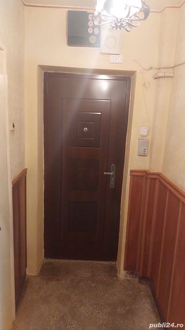 De vânzre apartament spațios în Satu Mare, pe Aleea Mircești, cu 3 camere, - Poză 2