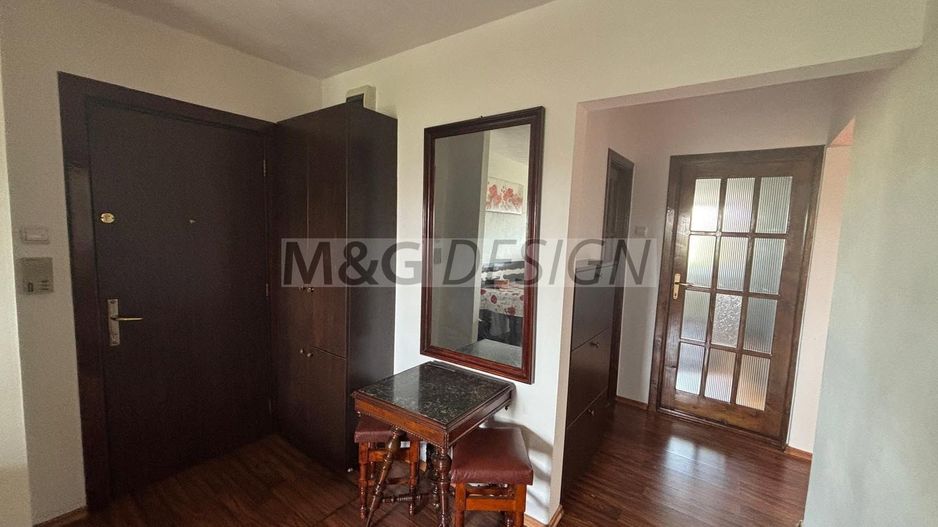 Aradului, 3 camere decomandat, centrala, clima - Poză 2