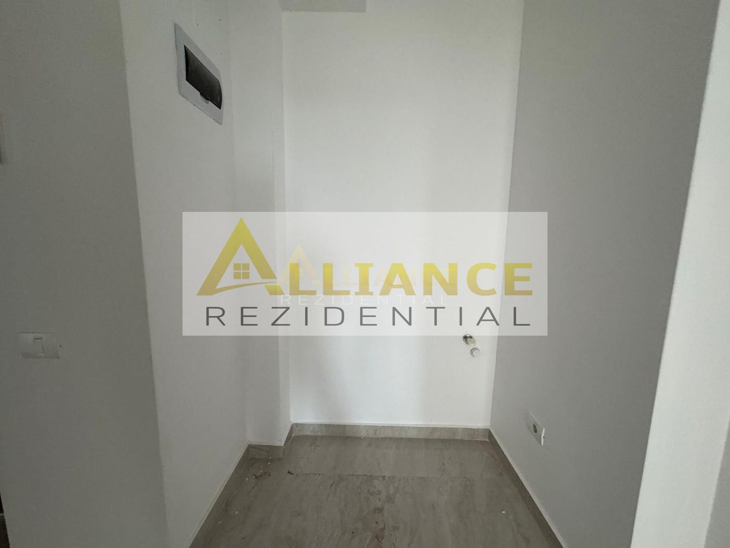Apartament cu 2 camere decomandat I Parcare subterana - Poză 4