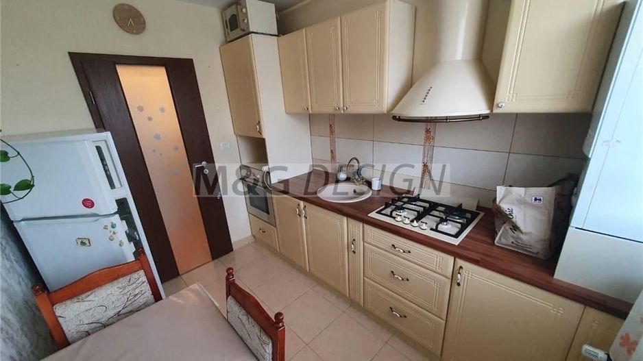 Vand apartament 2 camere bloc nou Iris,et 8,terasa 20mp - Poză 2
