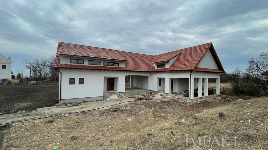 Duplex semifinisat de vanzare in Aiton – 148 mp, teren 800 mp - Poză 1