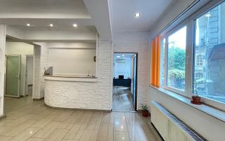 Spatiu birouri 5 camere elegant perntru inchiriere **160 mp** / Piata Romana - Poză 2