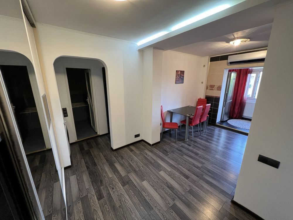 Apartament renovat 2 camere Rahova, loc parcare inclus - Poză 4