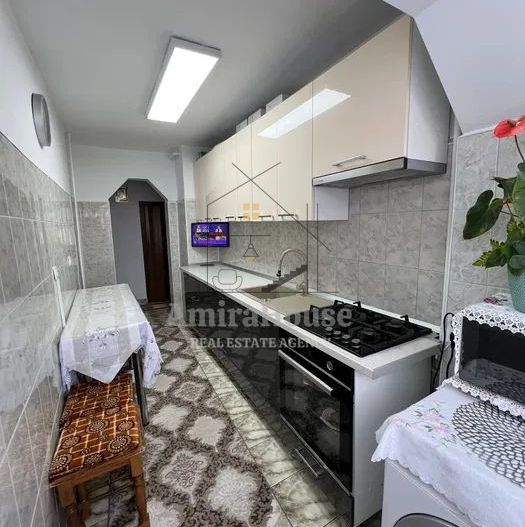 Apartament 2 camere decomandat zona strazii Bucegi - Poză 9