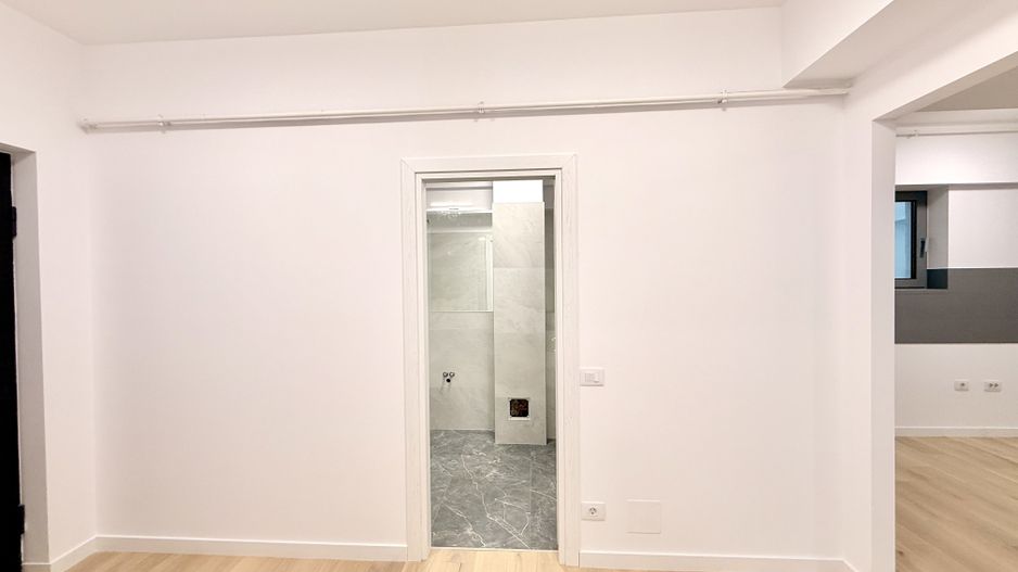 Tribunal Bulevardul Unirii 2 camere 147 mp 60 utili terasa 6 mp curte 81 mp 2025 - Poză 7