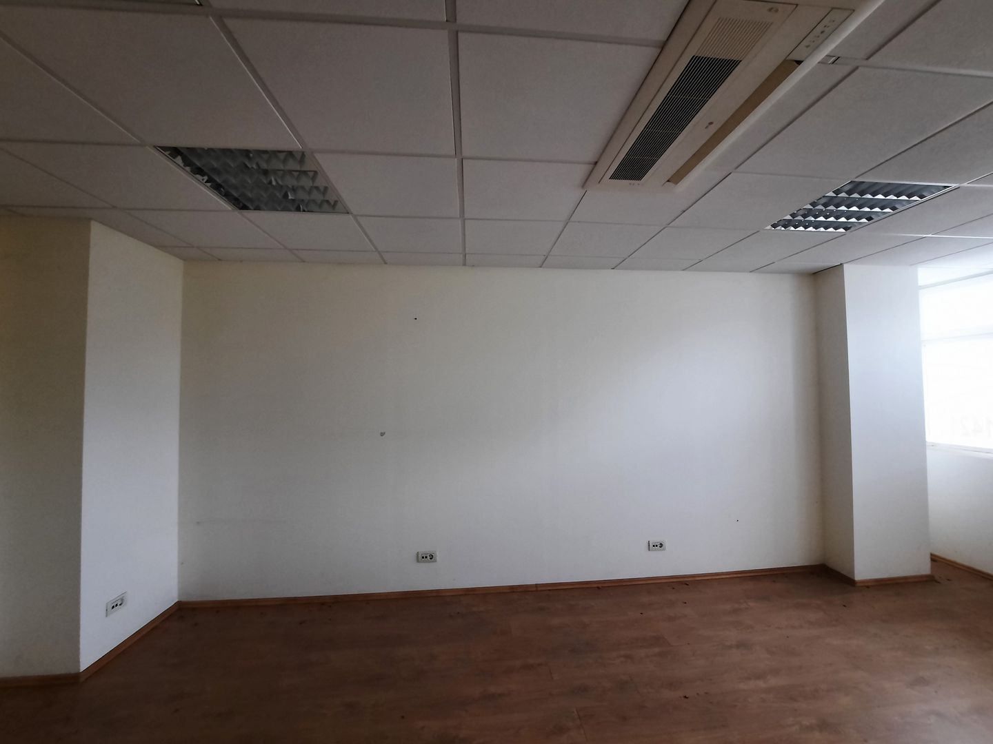 Spatiu pentru birouri- Piata Victoriei - Poză 4