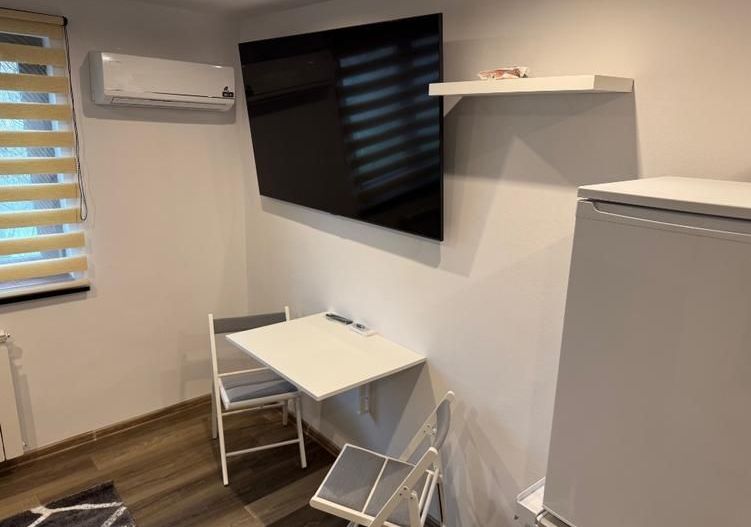 Soarelui-Cerna | 1 Camera | Recent renovata | Etaj 2 | Mobilat si Utilat - Poză 2