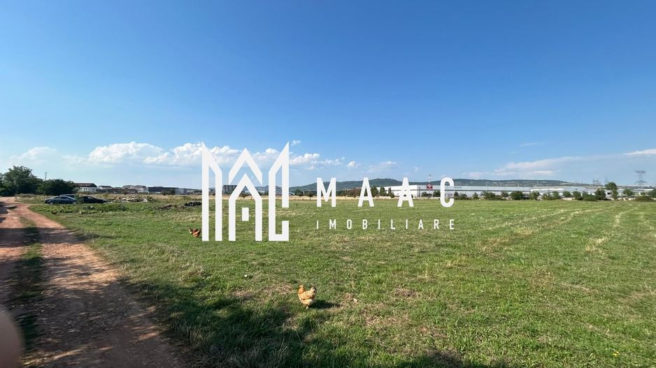 Teren 23.300 mp | 200 ml | Ideal dezvoltare rezidențială sau industrială - Poză 1