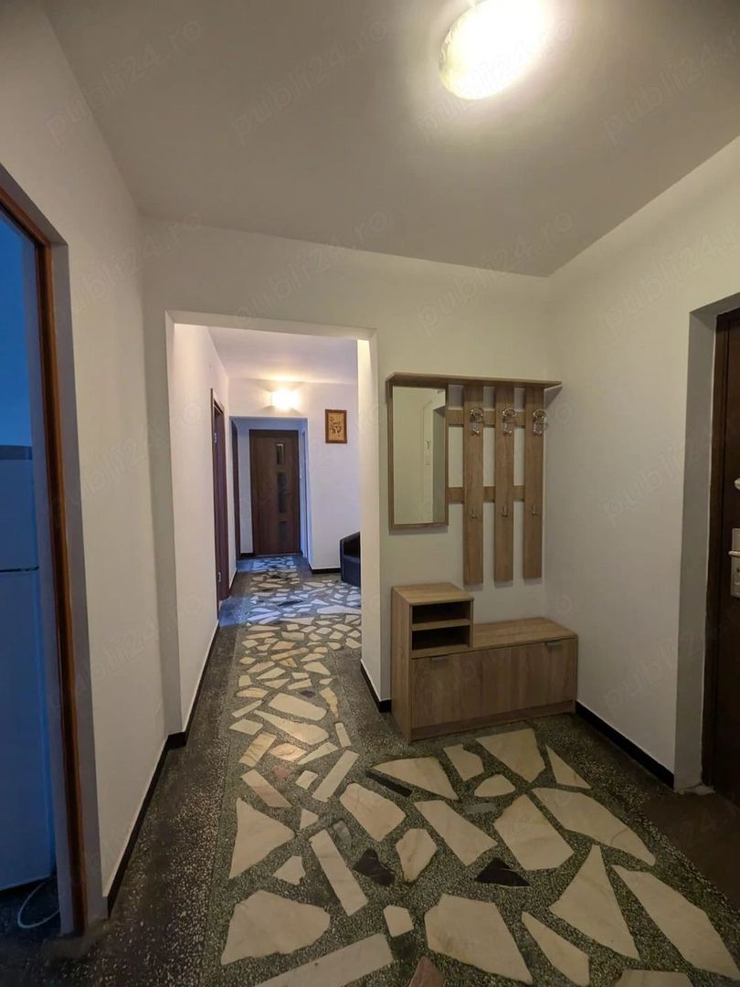 Închiriere Apartament cu 3 camere decomandat, etaj 3, bloc reabilitat, Obor 🏡 - Poză 2
