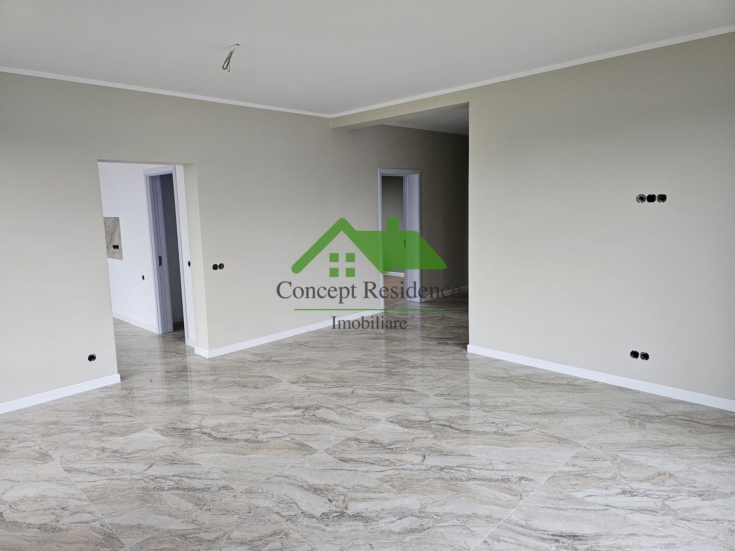 Casa stil mediteranean finisata -zona linistita - sat Sasar !!! - Poză 3