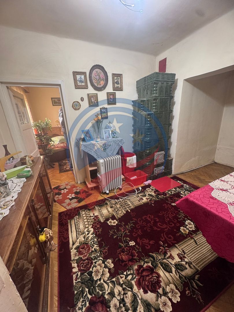 🌿 Casă cu teren 620 mp – Romanești | Liniște, acces excelent, potențial mare - Poză 6