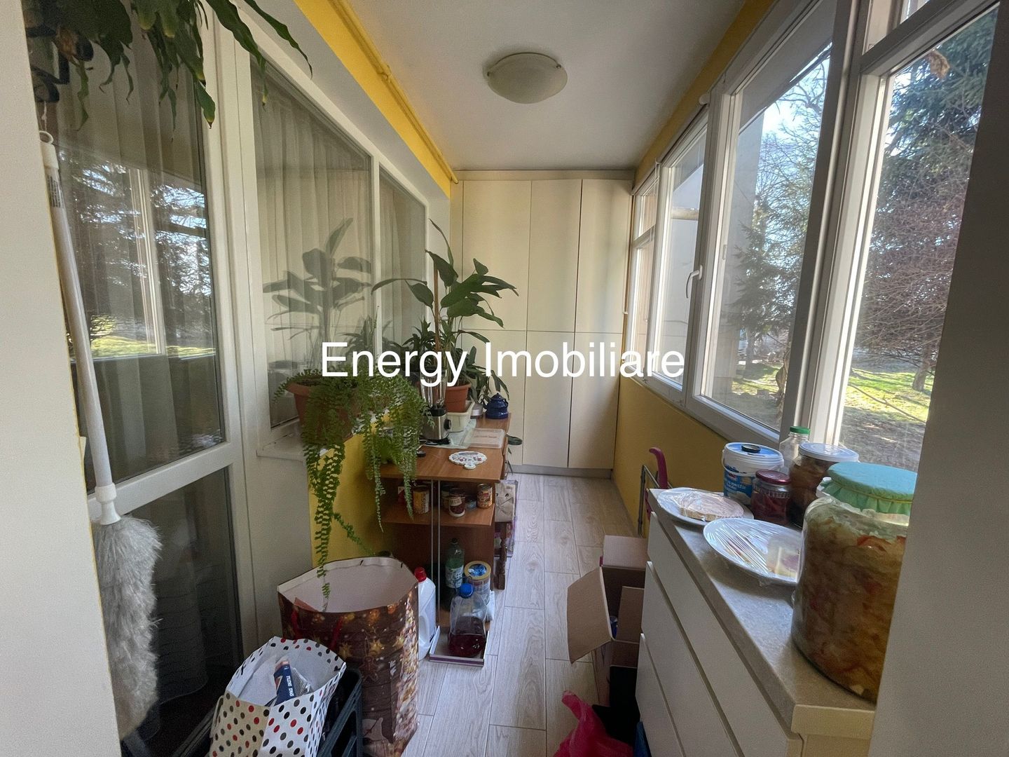 Apartament cu 3 camere, zona Aleea Carpați - Poză 9